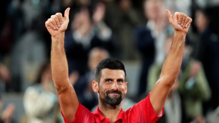 Image à la une de Djokovic dit avoir peut-être joué son “dernier” match à Roland-Garros