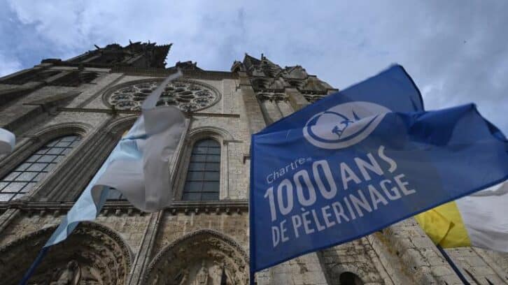 Image à la une de Le pèlerinage traditionaliste de Chartres fait le plein