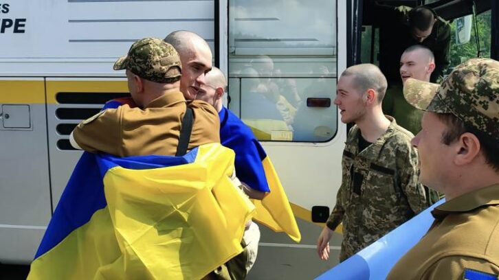 Image à la une de Début d’un nouvel échange de prisonniers de guerre entre Kiev et Moscou