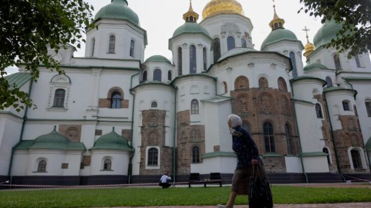 Image à la une de Ukraine: une importante cathédrale de Kiev endommagée lors des récentes frappes russes