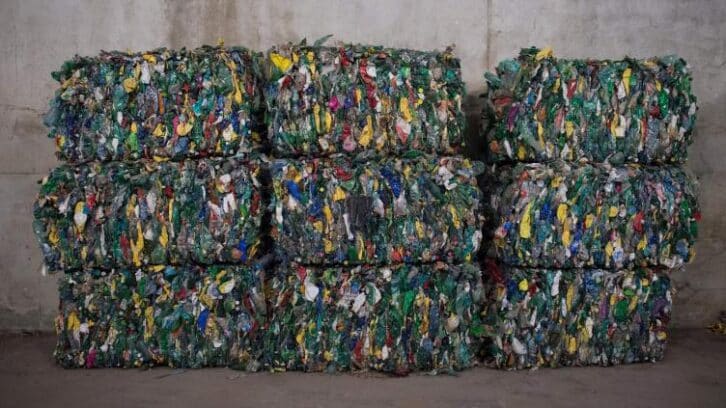 Image à la une de Plastique: le gouvernement veut pousser l’industrie du réemploi et du recyclage