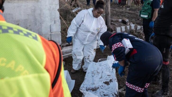 Image à la une de Inondations hivernales en Afrique du Sud: nouveau bilan de 78 morts