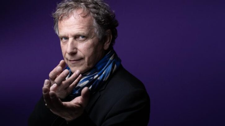 Image à la une de Charles Berling: la liberté de créer est “attaquée gravement”