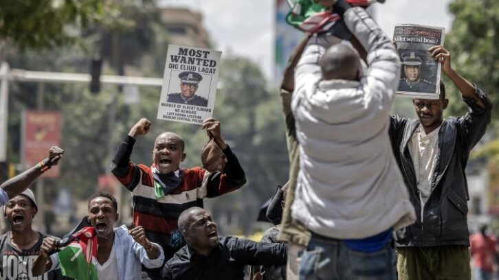 Image à la une de Mort en détention au Kenya: le n°2 de la police se “met en retrait”