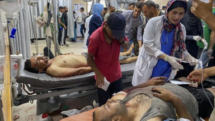 Image à la une de Gaza: des tirs israéliens font plus de 50 morts près d’un centre d’aide, selon les secours