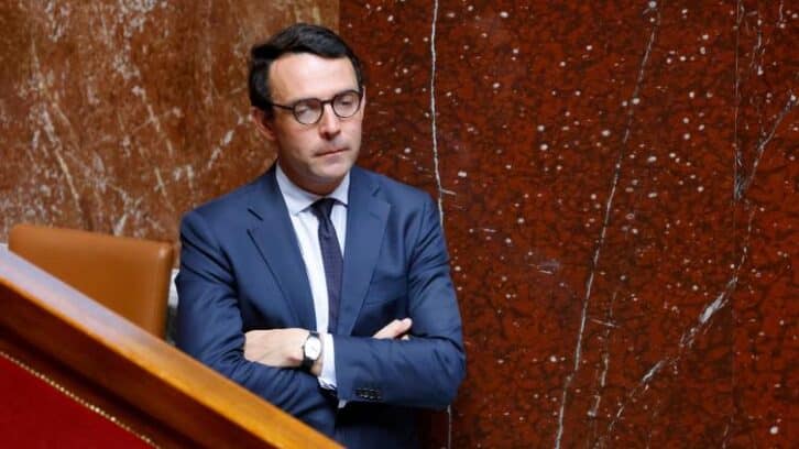 Image à la une de Le RN a demandé à ses députés de quitter tous les groupes Facebook relayant des propos racistes