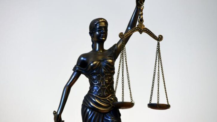 Image à la une de Bébé secoué: condamnée à 12 ans de prison, une nourrice jugée en appel