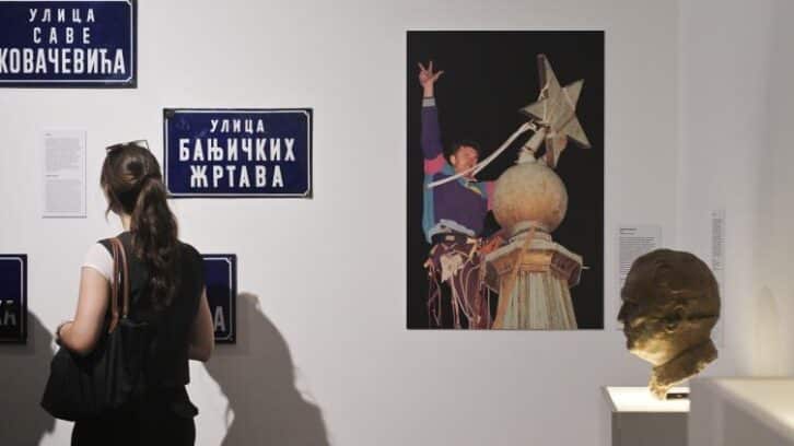 Image à la une de Les Balkans encore hantés par leur passé ? Une exposition pour sortir du “labyrinthe”