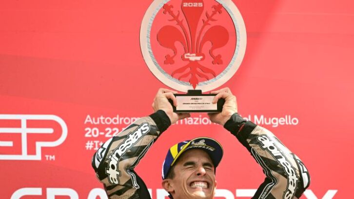 Image à la une de MotoGP: Marc Marquez triomphe au Mugello et écoeure Bagnaia
