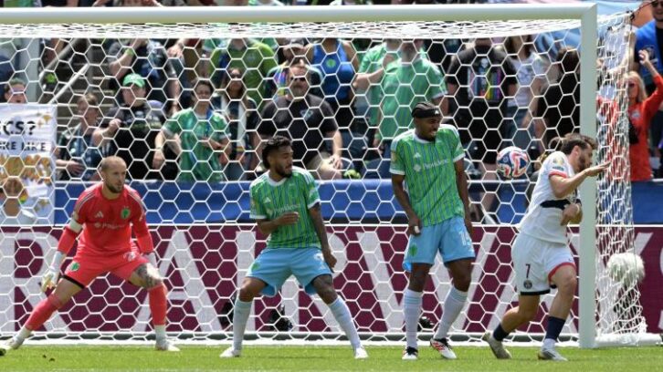 Image à la une de Mondial des clubs: Kvara a eu bon dos de marquer, Doué de s’activer, Paris a besoin de Dembélé