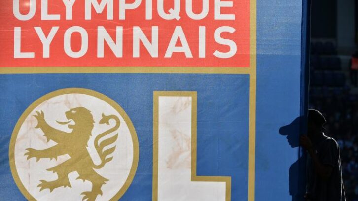 Image à la une de Foot: Coup de massue pour Lyon, relégué en Ligue 2