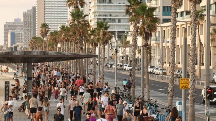 Image à la une de Les Israéliens, soulagés, reprennent leur vie normale après le cessez-le-feu avec l’Iran