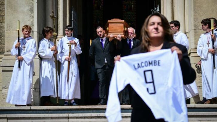 Image à la une de Football: dernier hommage rendu à Bernard Lacombe près de Lyon