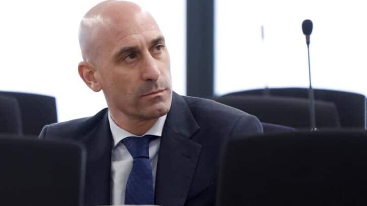 Image à la une de Baiser forcé: la condamnation de Luis Rubiales à une amende pour agression sexuelle confirmée en appel
