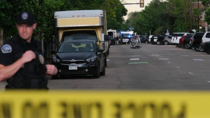 Image à la une de Le suspect de l’attaque au Colorado visé par de nouveaux chefs d’accusation pour crime antisémite