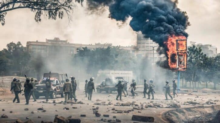 Image à la une de Manifestations violentes au Kenya: 16 morts selon Amnesty, l’exécutif affirme avoir “déjoué un coup d’Etat”