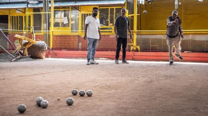 Image à la une de Ethiopie: à Addis Abeba, le club de pétanque ne veut pas tirer sa révérence
