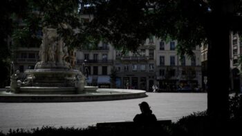 Image à la une de La canicule s’intensifie, la quasi-totalité de la France assommée par la chaleur