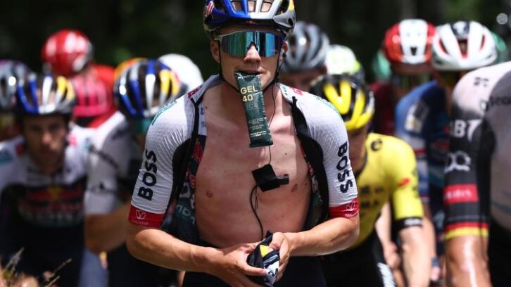 Image à la une de “On n’a jamais autant mangé sur un vélo”: quand le peloton s’empiffre