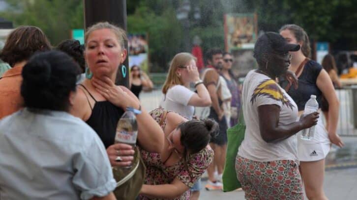Image à la une de Canicule: 16 départements, dont le bassin parisien, basculent mardi en vigilance rouge