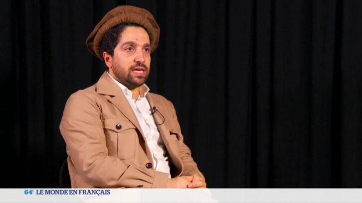 Image à la une de Des Afghans poursuivent le combat contre les Talibans