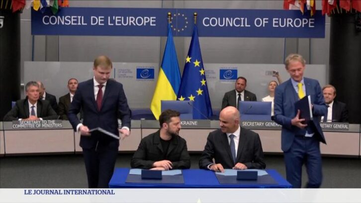 Image à la une de Volodymyr Zelensky devant le Conseil de l’Europe