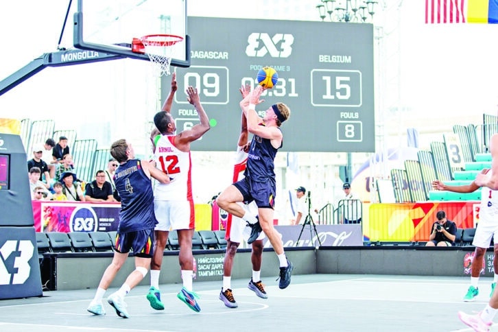 Image à la une de BASKETBALL 3X3 – COUPE DU MONDE – Deux claques d’entrée pour les Ankoay hommes