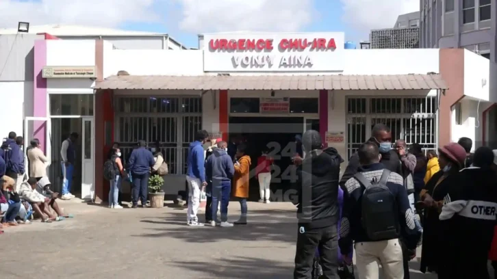 Image à la une de SANTE PUBLIQUE – Le nombre de décès suite à l’intoxication alimentaire d’Ambohimalaza recensés à l’HJRA passe à 15