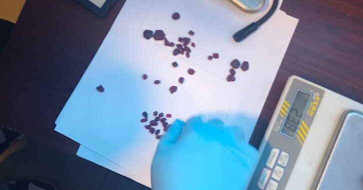 Image à la une de Aéroport international d’Ivato : un thailandais intercepté avec 54 pièces de rubis dans son rectum