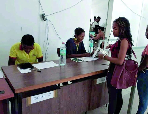 Image à la une de Enseignement supérieur – Report du paiement des bourses 