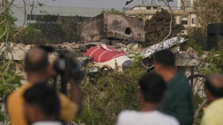 Image à la une de Crash d’Air India: pourquoi les premiers résultats de l’enquête “soulèvent plus de questions que de réponses”