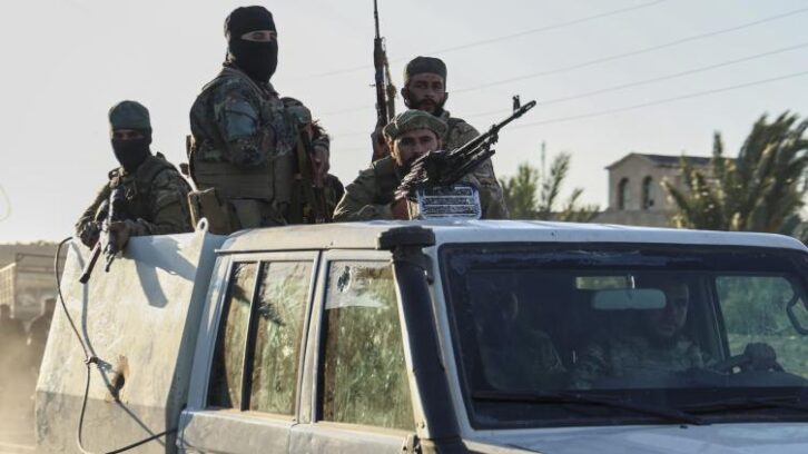 Image à la une de Combats mortels entre Druzes et bédouins, frappes israéliennes… Pourquoi ces vives tensions dans le sud de la Syrie