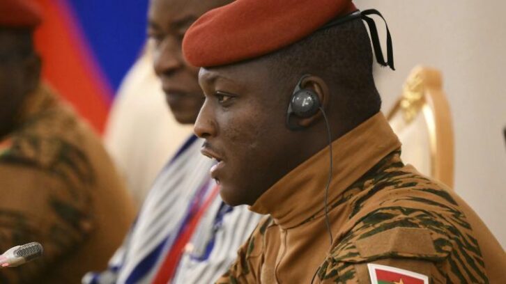 Image à la une de Le Burkina Faso va dissoudre sa commission électorale sujette aux “influences étrangères”