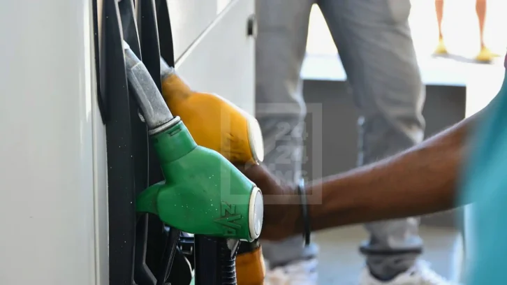 Image à la une de HYDROCARBURES – Baisse des prix à la pompe à prévoir pour le mois d’août