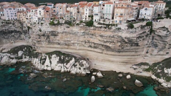 Image à la une de Lancement d’une étude de la vulnérabilité du bâti sur la ville haute de Bonifacio