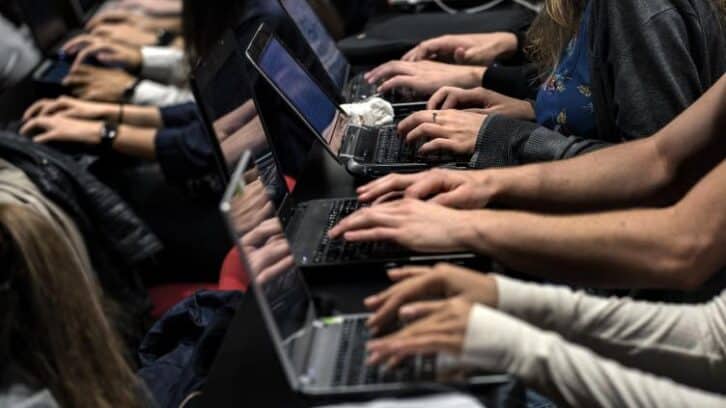 Image à la une de “Ecrire, c’est penser”: les étudiants apprennent-ils moins bien avec ChatGPT ?