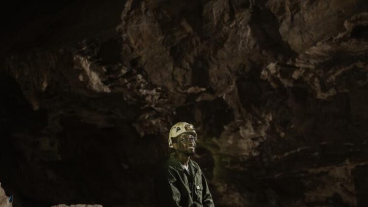 Image à la une de Un géologue sud-africain dévoile les secrets de la Terre