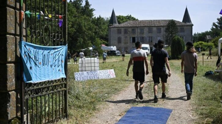 Image à la une de Malgré son interdiction, une mobilisation anti-A69 à proximité du chantier