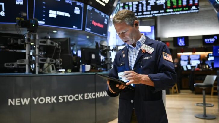 Image à la une de Wall Street ouvre en ordre dispersé