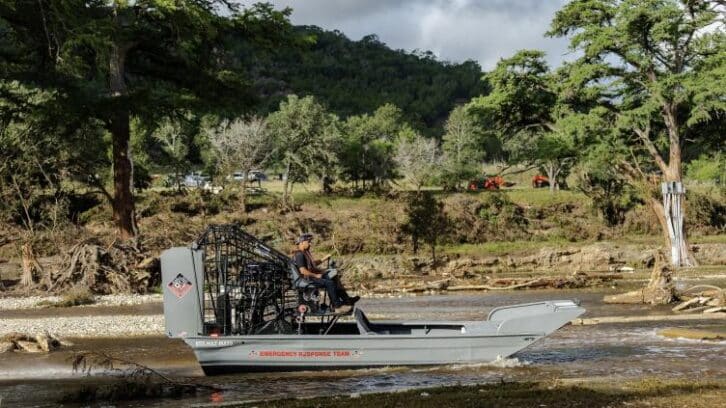 Image à la une de Inondations au Texas: près de 110 morts, les sauveteurs éprouvés