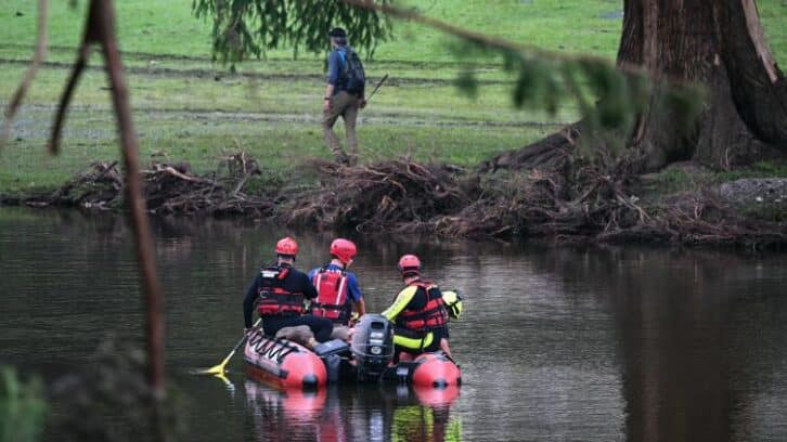 Image à la une de Inondations au Texas: les recherches se poursuivent, au moins 160 disparus