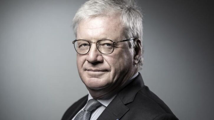 Image à la une de L’éditeur Jacques Glénat suspendu de la Légion d’honneur pour six ans
