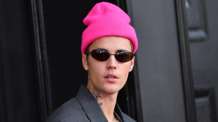 Image à la une de Justin Bieber dévoile “Swag”, septième album studio surprise