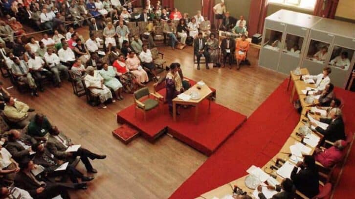 Image à la une de Afrique du Sud: 30 ans après, le travail inachevé de la Commission vérité et réconciliation
