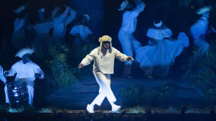 Image à la une de Bad Bunny entame une série de concerts chez lui, à Porto Rico, avec un public survolté