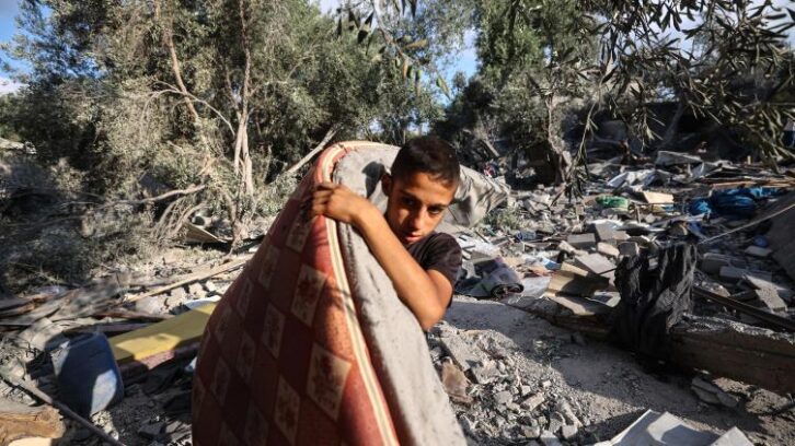 Image à la une de Gaza: la Défense civile annonce 31 morts dans de nouveaux raids israéliens