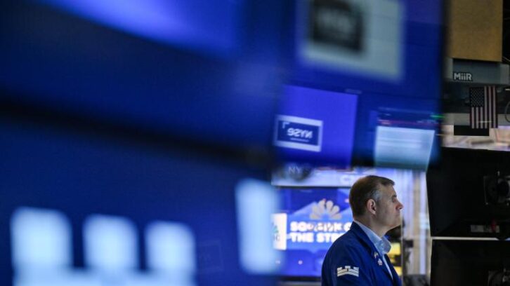 Image à la une de Wall Street termine en hausse, nouveau record du Nasdaq