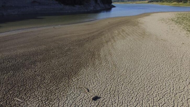 Image à la une de Réseau vétuste et changement climatique, la Bulgarie manque d’eau