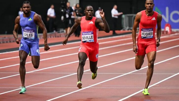 Image à la une de Athlétisme: Lyles battu pour sa rentrée sur 100 mètres, nouveau record pour Alfred à Londres
