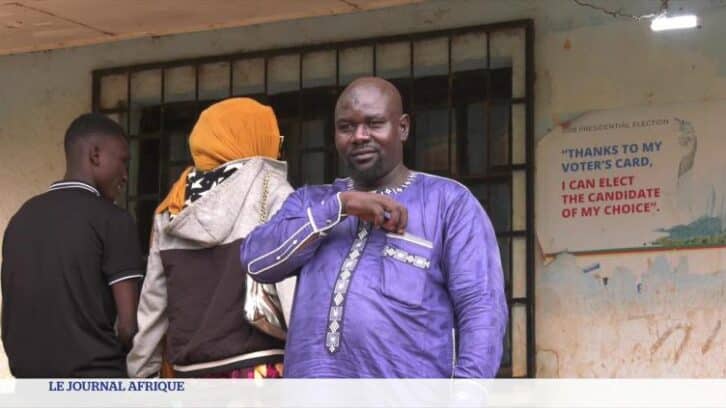 Image à la une de Cameroun : la ruée pour s’inscrire sur les listes électorales